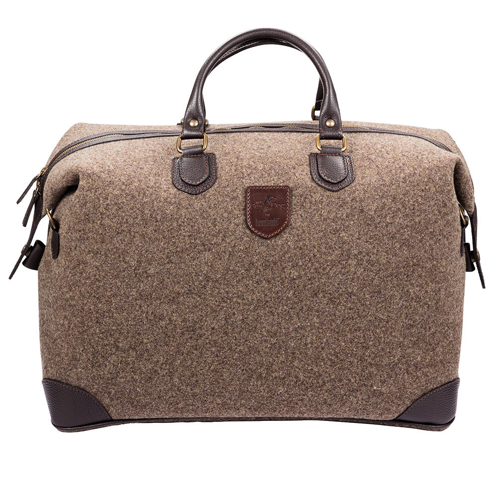 The weekender beige 2025